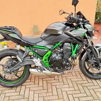 Kawasaki Z650 (09/24) verde kawa