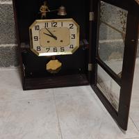 orologio con movimento da collezione 