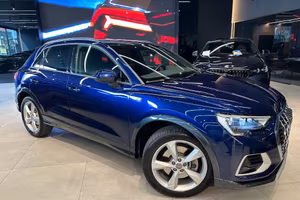 AUDI Q3 45 TFSI quattro S tronic Business Advanc