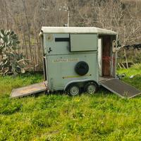 trailer per cavalli