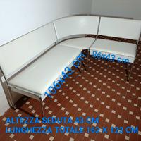 Girotavolo con sedie