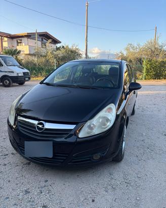 opel corsa anno 2007 con impianto gpl 