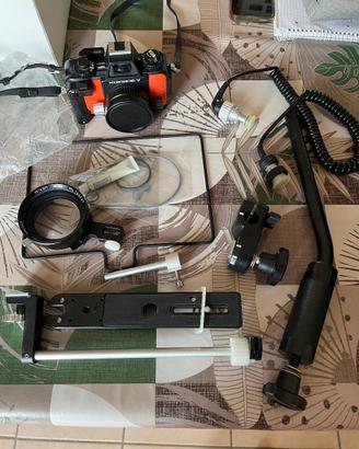 Nikonos V + Flash SB105 + Kit macro