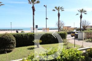Appartamento Fronte mare Residance Le Palme 