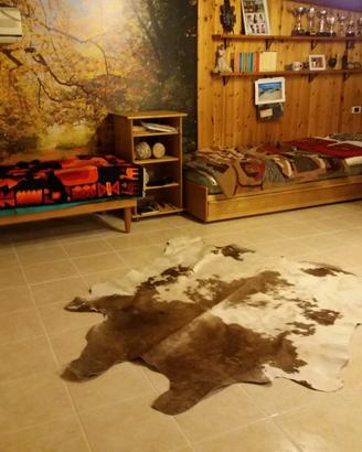 TAPPETO IN PELLE