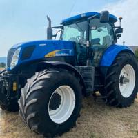 New holland t7070