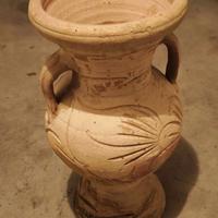 Anfora in terracotta verticale