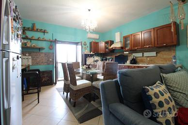 4 LOCALI A VILLA SAN GIOVANNI