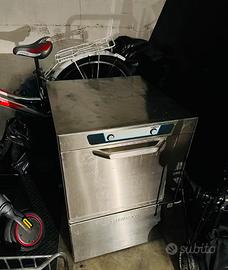 Lavastoviglie professionale per ristoranti o bar
