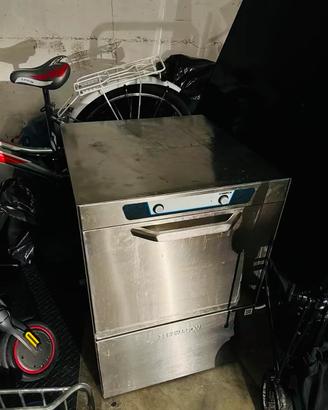 Lavastoviglie professionale per ristoranti o bar