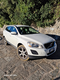 Volvo xc 60 2.0 163 cv