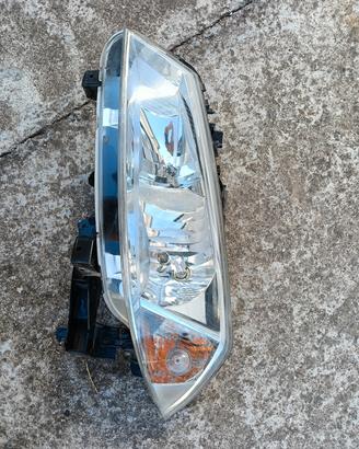Faro anteriore sx Renault Megane 2