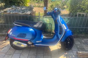 Vespa 300 Gts sport