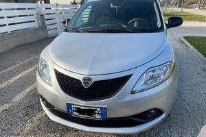Lancia Y 1.2 Gpl 69cv neopatentati