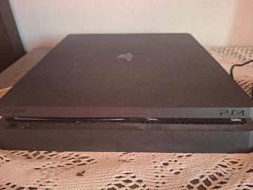 Sony PlayStation 4