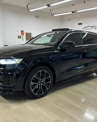Audi Q8 50 3.0 tdi mhev S-Line Quattro tiptronic S