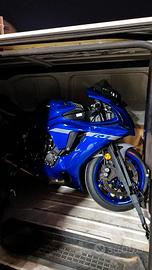 Yamaha r1 2021