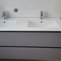 Mobile bagno 2 cassetti danneggiato 