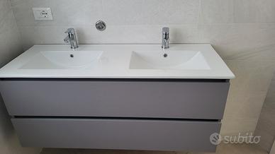 Mobile bagno 2 cassetti danneggiato 