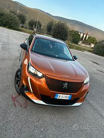 Peugeot e-2008 elettrica unico proprietario