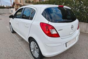 Opel Corsa 1,2 G.P.L. TECH 5 Porte