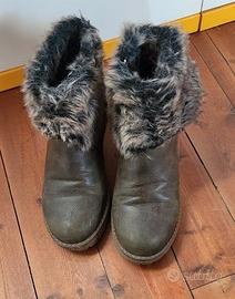 Stivaletti donna bordo pelliccia