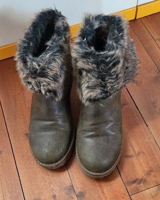 Stivaletti donna bordo pelliccia