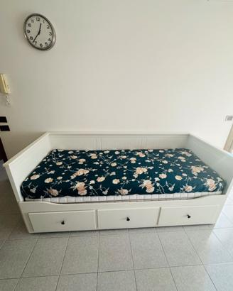 DIVANO LETTO  HEMNES
