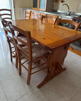 Tavolo da pranzo in pino massello + Sedie