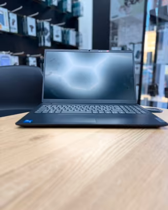 Lenovo V15 G4 i5 8GB/512GB Usato
