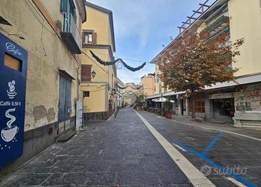 4 LOCALI A META