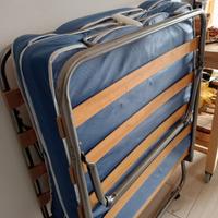 Letto pieghevole a doghe