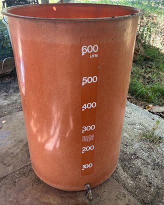 TINO CONTENITORE IN VETRORESINA 600 LITRI