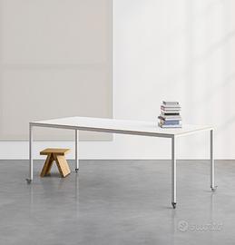 Tavolo design con ruote 200x90x73