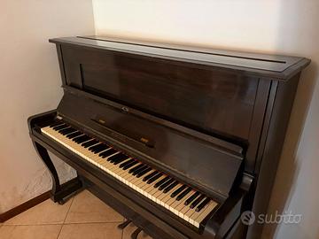 Pianoforte verticale