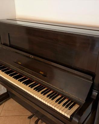 Pianoforte verticale