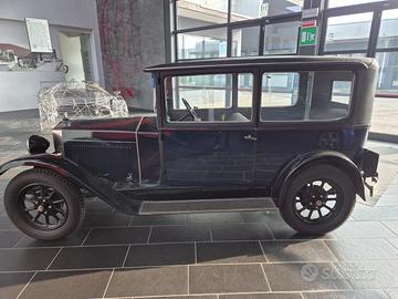 Macchina d'epoca Fiat