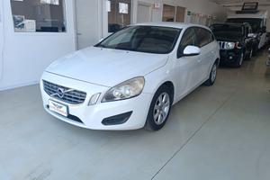 Volvo V60 D2 1.6 Summum