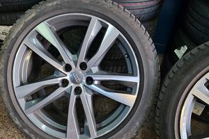  Cerchi completi di gomme per Audi A6
