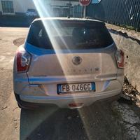 ricambi ssangyoung Tivoli 2015