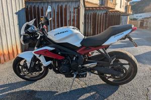 Triumph Street Triple - 2015