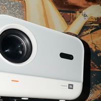 vend proiettore yeber l2s con cassa JBl