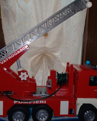 Camion pompieri Man Bruder 