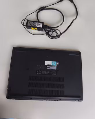 computer portatile notebook PC 