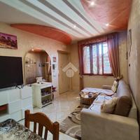 CASA SEMINDIPENDENTE A AFRAGOLA