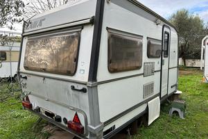 Roulotte Laika perfetta pronta all'uso anno 1994