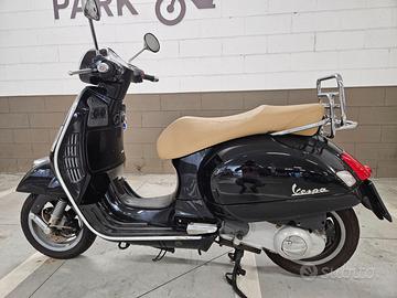 Vespa GTS 250