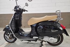 Vespa GTS 250