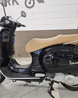 Vespa GTS 250
