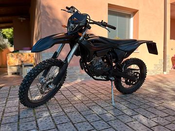 Beta RR 125 T Enduro 4T 2024
